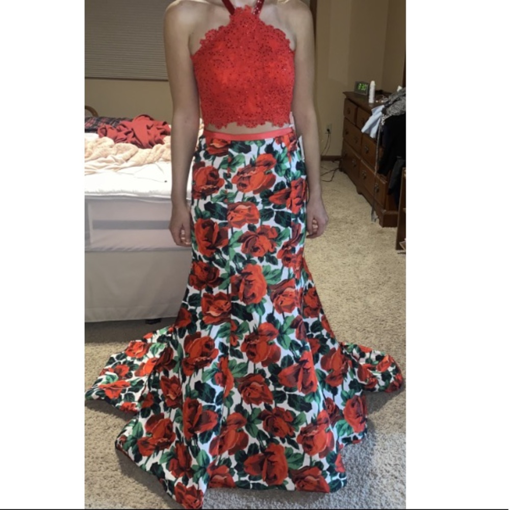 Sherri Hill Prom Dress